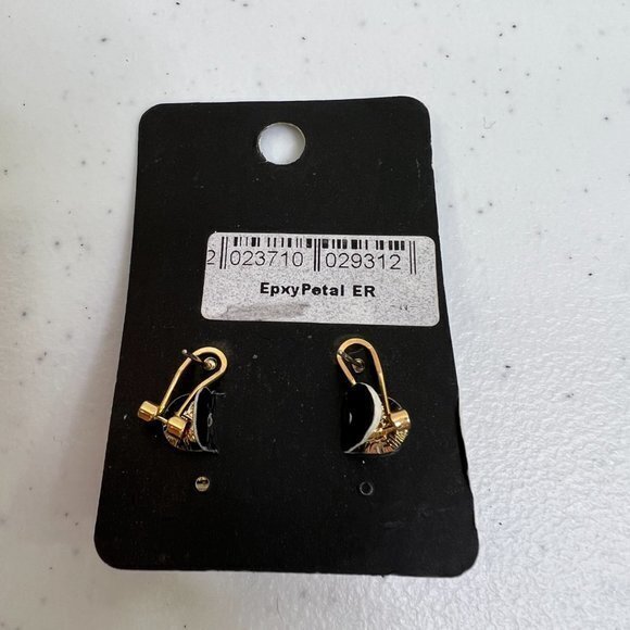 Accessories 2 Die 4 Earrings Flower Enamel Yellow Pearl White Vintage Gold Tone - Picture 3 of 6